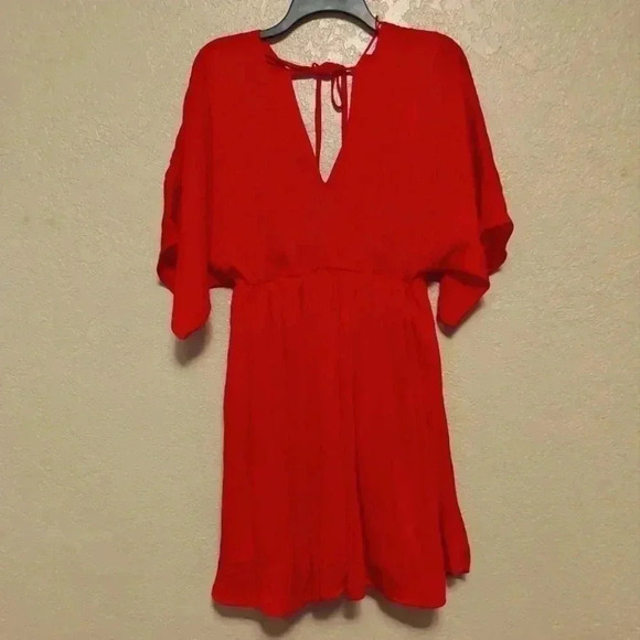 JODIFL Dresses & Skirts - NWT Jodifl Tomato Red dolman sleeve mini dress Size Small
